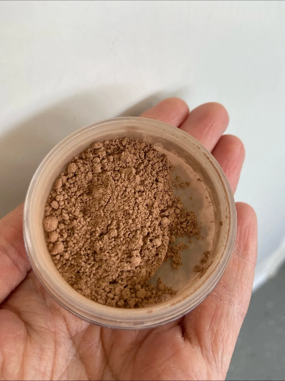Savvy Minerals this container